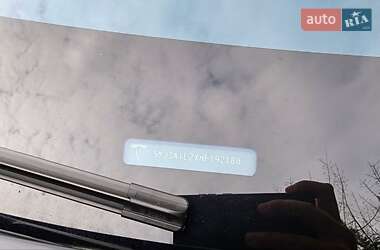 Ліфтбек Tesla Model S 2017 в 