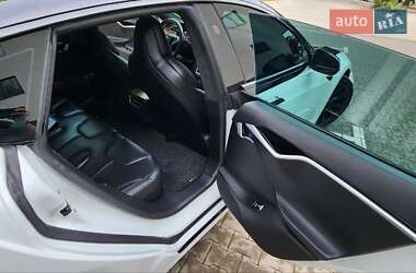 Ліфтбек Tesla Model S 2017 в 