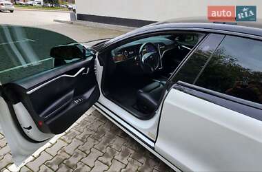 Ліфтбек Tesla Model S 2017 в 