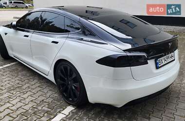Ліфтбек Tesla Model S 2017 в 