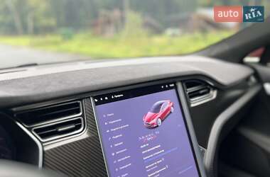 Ліфтбек Tesla Model S 2014 в 