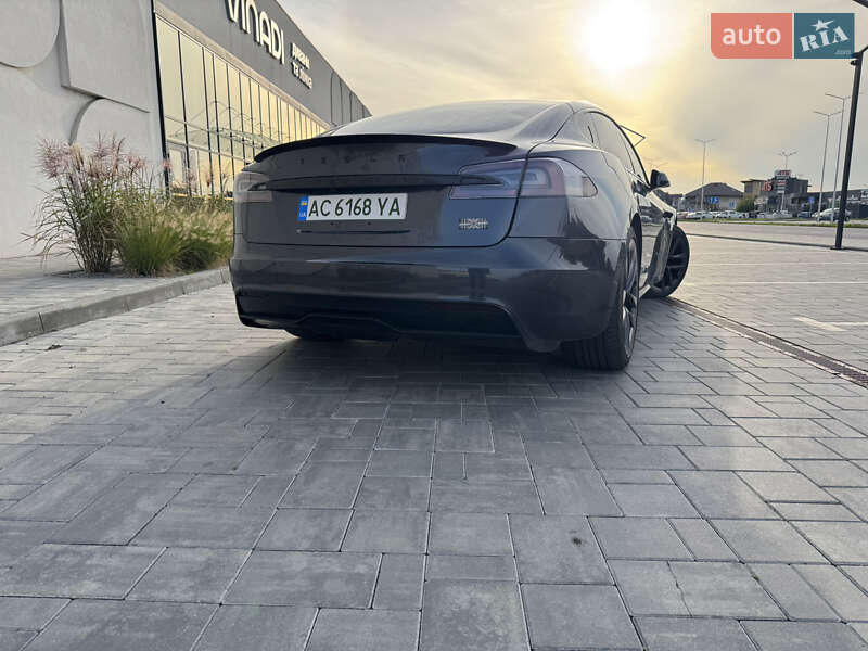 Лифтбек Tesla Model S 2021 в Луцке