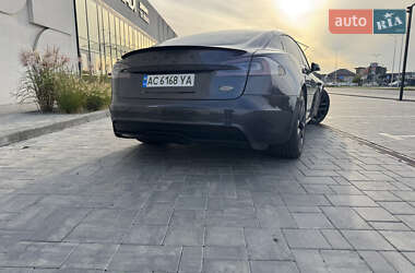 Ліфтбек Tesla Model S 2021 в 