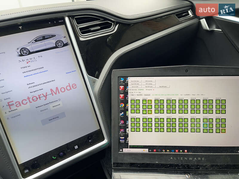 Лифтбек Tesla Model S 2014 в Кривом Роге