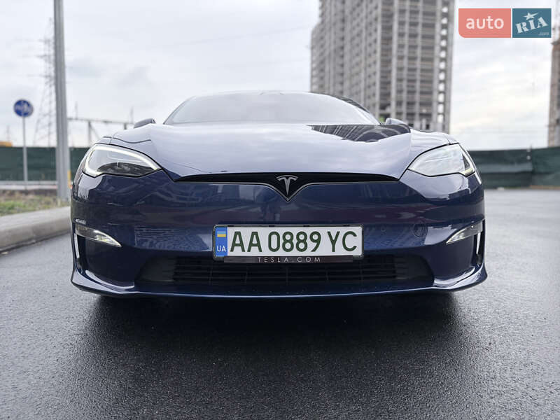 Лифтбек Tesla Model S 2022 в Киеве