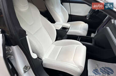 Ліфтбек Tesla Model S 2019 в 