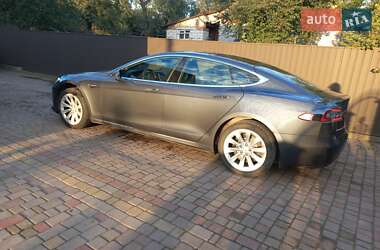 Ліфтбек Tesla Model S 2018 в 