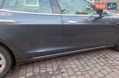 Ліфтбек Tesla Model S 2018 в 