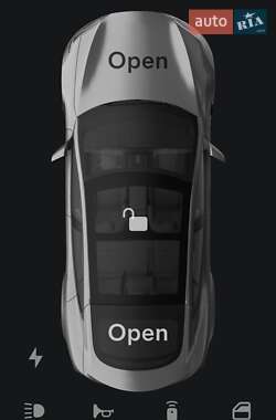 Ліфтбек Tesla Model S 2021 в 