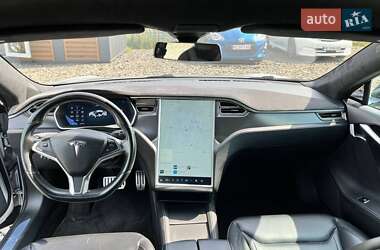 Лифтбек Tesla Model S 2014 в Львове