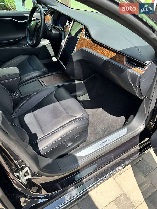 Лифтбек Tesla Model S 2018 в Виннице фото 11 Лифтбек Tesla Model S 2018 в Виннице