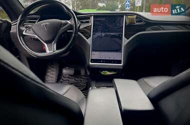Лифтбек Tesla Model S 2016 в 
