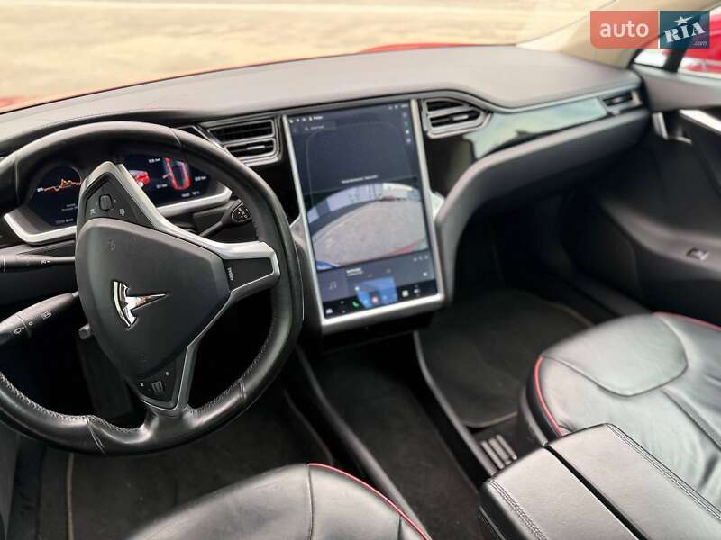 Ліфтбек Tesla Model S 2013 в Києві