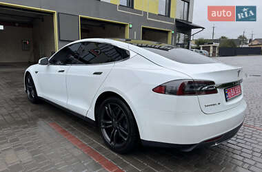 Ліфтбек Tesla Model S 2016 в 