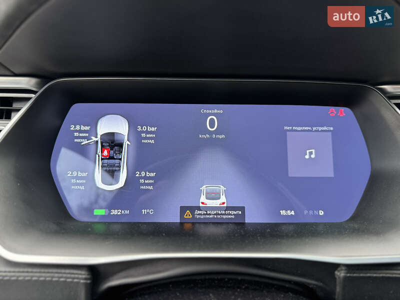 Лифтбек Tesla Model S 2016 в Виннице