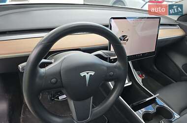 Лифтбек Tesla Model S 2018 в 