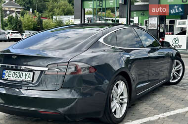 Ліфтбек Tesla Model S 2015 в 