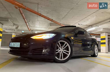 Лифтбек Tesla Model S 2013 в Львове