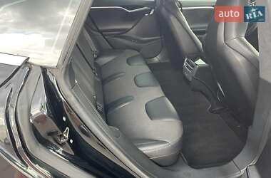 Лифтбек Tesla Model S 2016 в 
