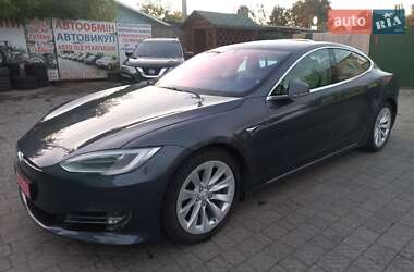 Ліфтбек Tesla Model S 2018 в Шептицькому