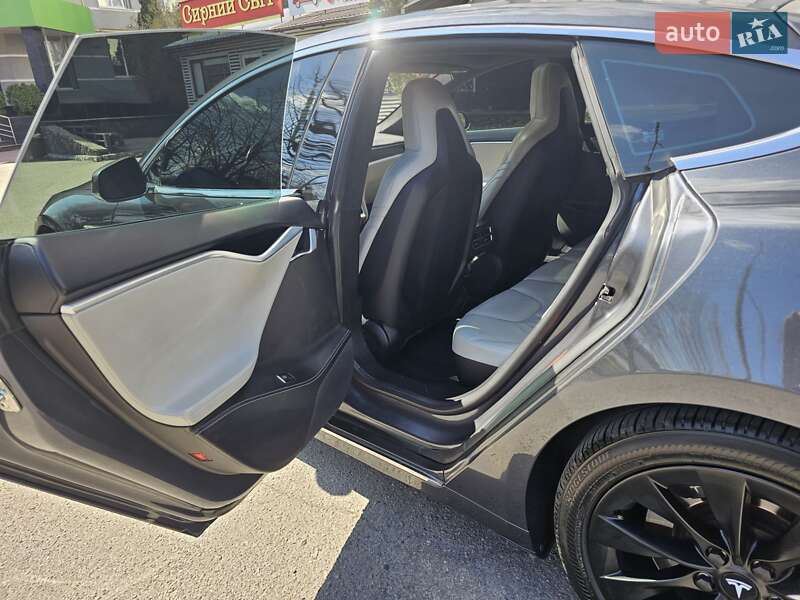 Лифтбек Tesla Model S 2016 в Белой Церкви фото 19 Лифтбек Tesla Model S 2016 в Белой Церкви
