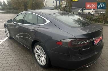 Ліфтбек Tesla Model S 2016 в 