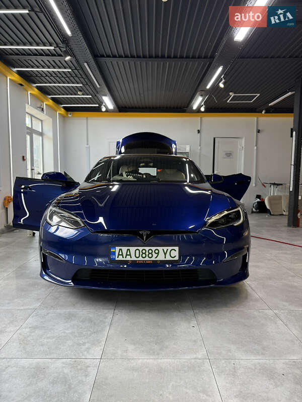 Лифтбек Tesla Model S 2022 в Киеве