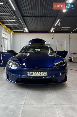 Лифтбек Tesla Model S 2022 в 