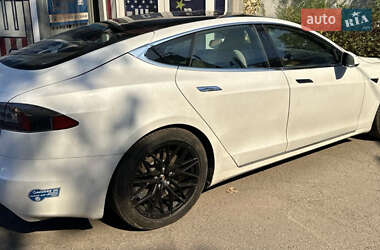 Лифтбек Tesla Model S 2020 в Одессе Лифтбек Tesla Model S 2020 в Одессе