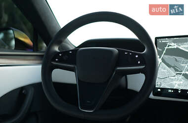 Лифтбек Tesla Model S 2022 в 