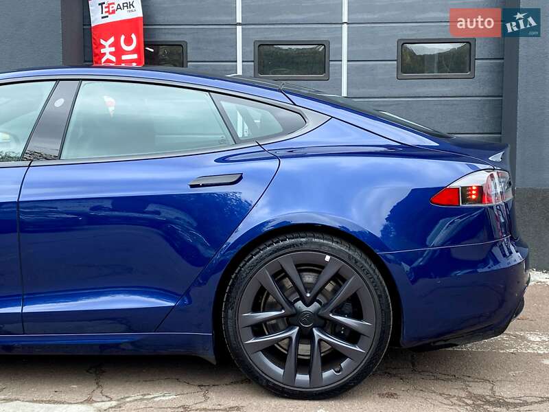 Лифтбек Tesla Model S 2021 в Киеве фото 7 Лифтбек Tesla Model S 2021 в Киеве