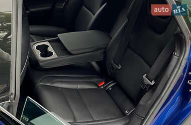 Ліфтбек Tesla Model S 2021 в 