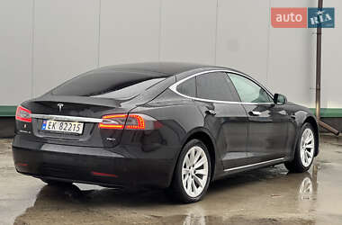 Лифтбек Tesla Model S 2018 в 