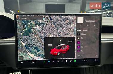 Лифтбек Tesla Model S 2024 в Черновцах
