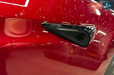 Лифтбек Tesla Model S 2024 в Черновцах