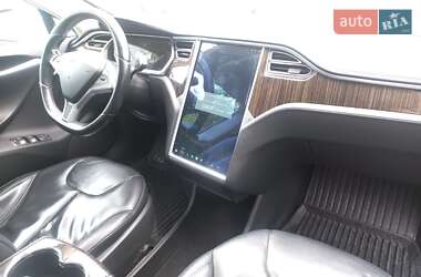 Лифтбек Tesla Model S 2014 в 