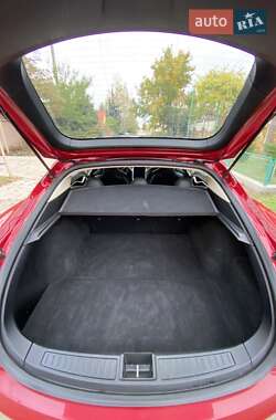 Лифтбек Tesla Model S 2013 в 