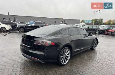 Ліфтбек Tesla Model S 2013 в 