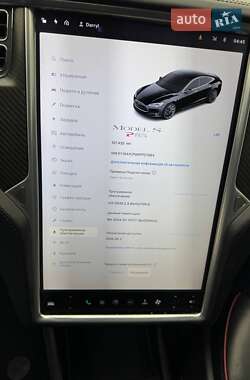 Ліфтбек Tesla Model S 2013 в 