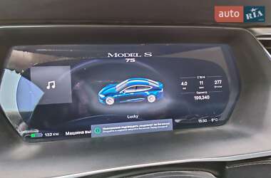 Ліфтбек Tesla Model S 2016 в  фото 9 Ліфтбек Tesla Model S 2016 в