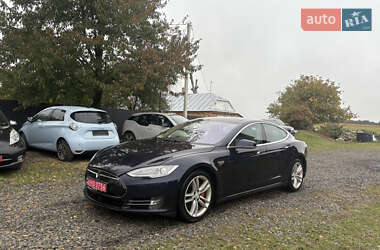 Ліфтбек Tesla Model S 2014 в 