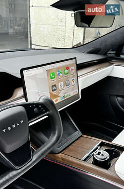 Лифтбек Tesla Model S 2021 в 