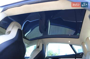 Лифтбек Tesla Model S 2017 в 