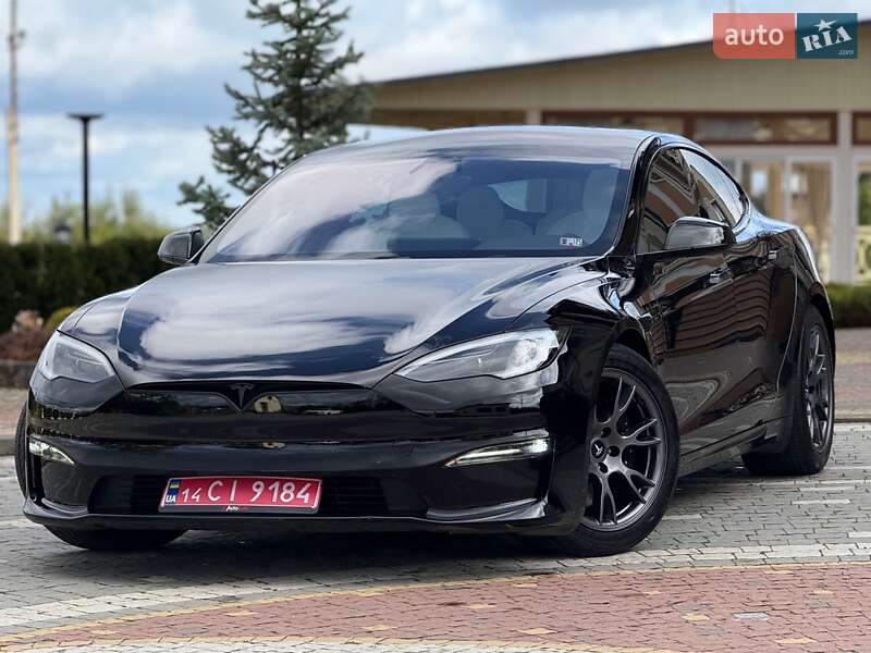 Ліфтбек Tesla Model S 2024 в Дрогобичі