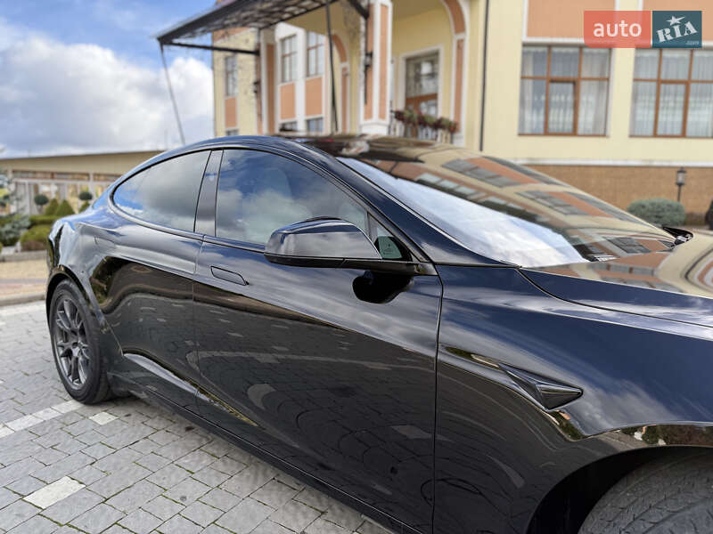 Ліфтбек Tesla Model S 2024 в Дрогобичі