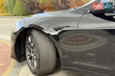 Лифтбек Tesla Model S 2024 в 