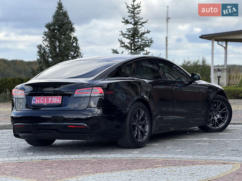 Ліфтбек Tesla Model S 2024 в Дрогобичі