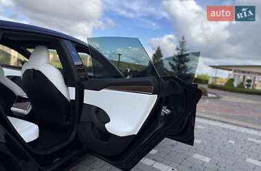 Лифтбек Tesla Model S 2024 в 