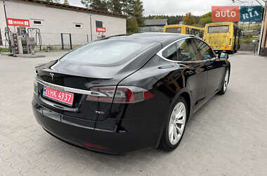 Лифтбек Tesla Model S 2017 в 