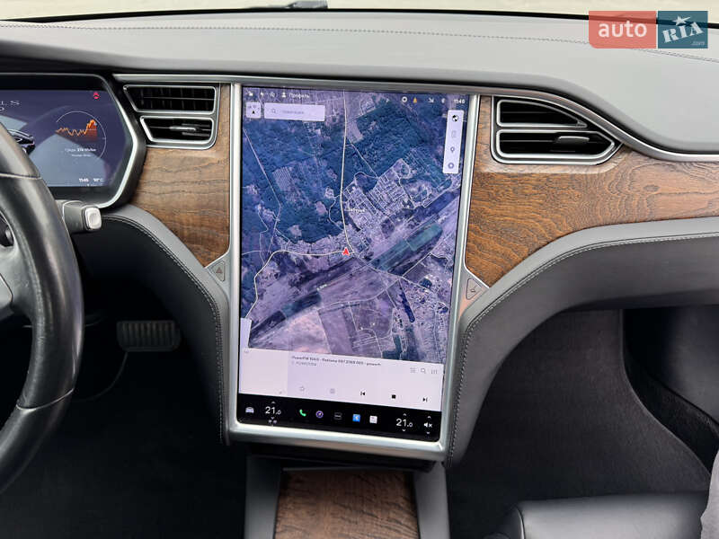 Лифтбек Tesla Model S 2017 в Ирпене